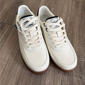 Vessi BRAND NEW sneakers